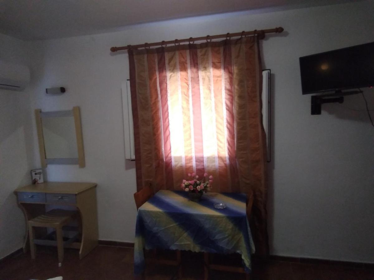 Villa Ourania Troulos Buitenkant foto